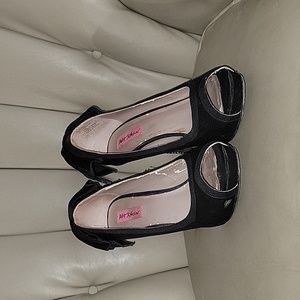 Betsey Johnson Black Heels With Bow